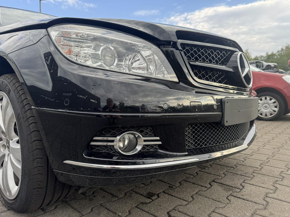 Mercedes C Klasse 204 original Sto&szlig;stange Stossf&auml;nger vorn 197 Obsidianschwarz Bj.2009